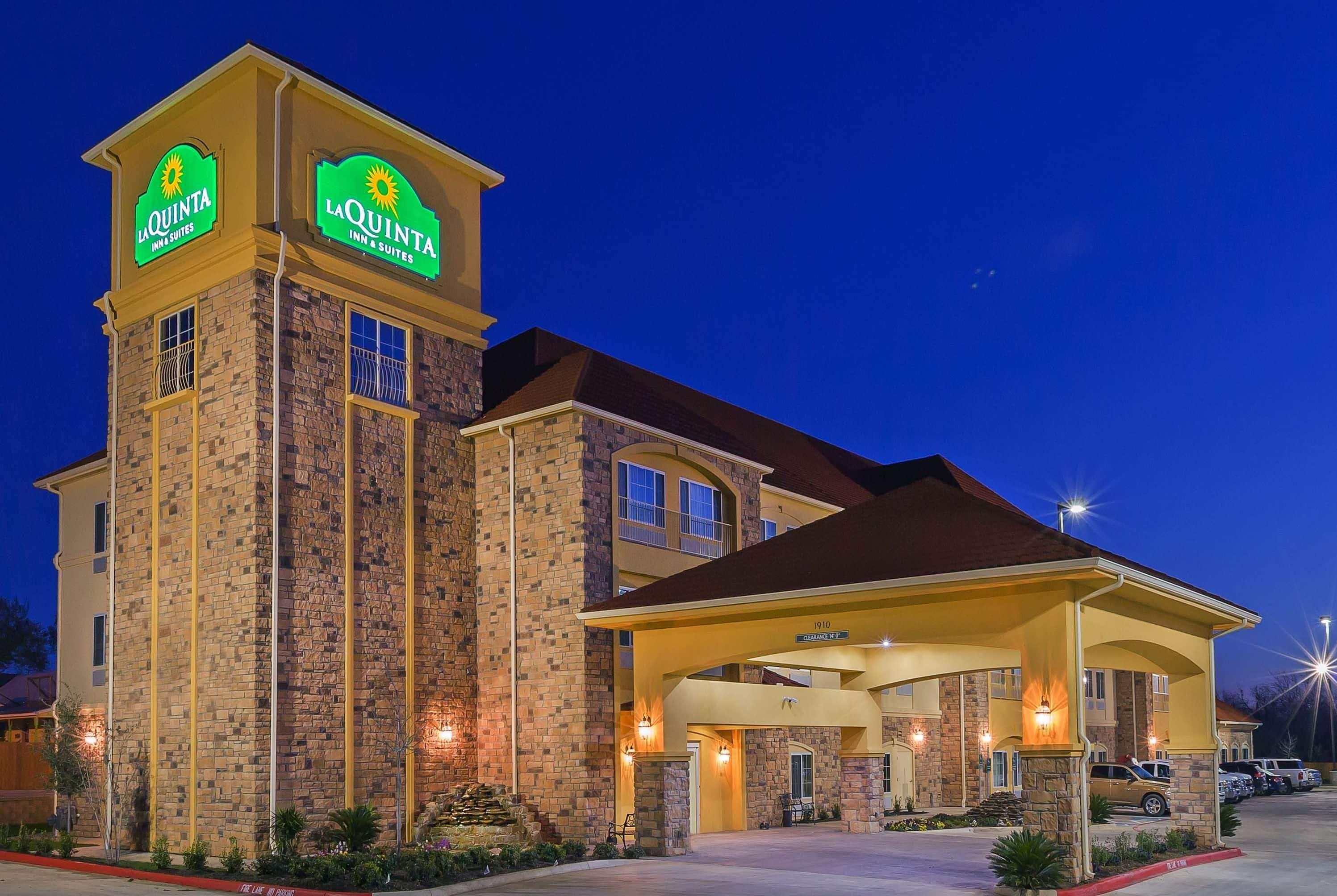 La Quinta By Wyndham Floresville Exteriör bild