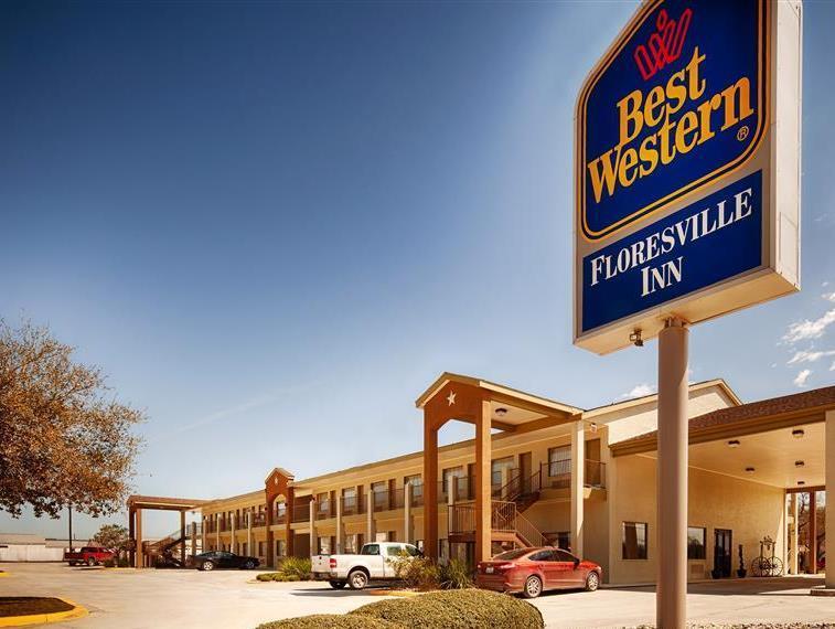 La Quinta By Wyndham Floresville Exteriör bild